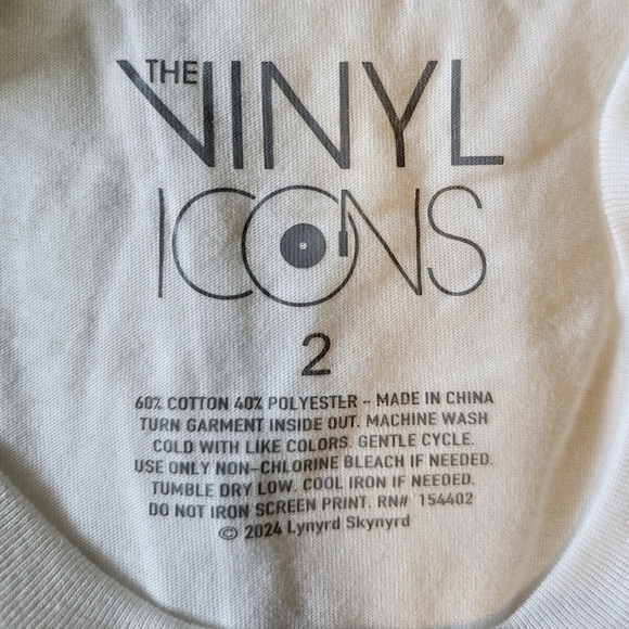 TORRID Women's Lynyrd Skynyrd Oversized Fit Tee, White, Size 2X (18-20) - Picture 7 of 8